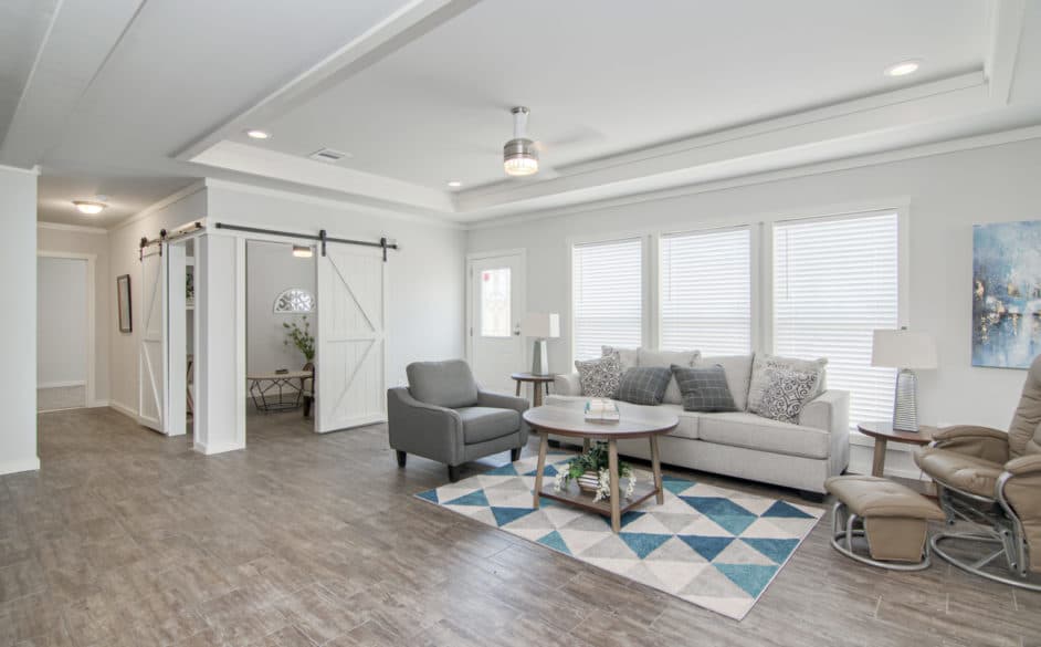 Haven 6368 interior home features