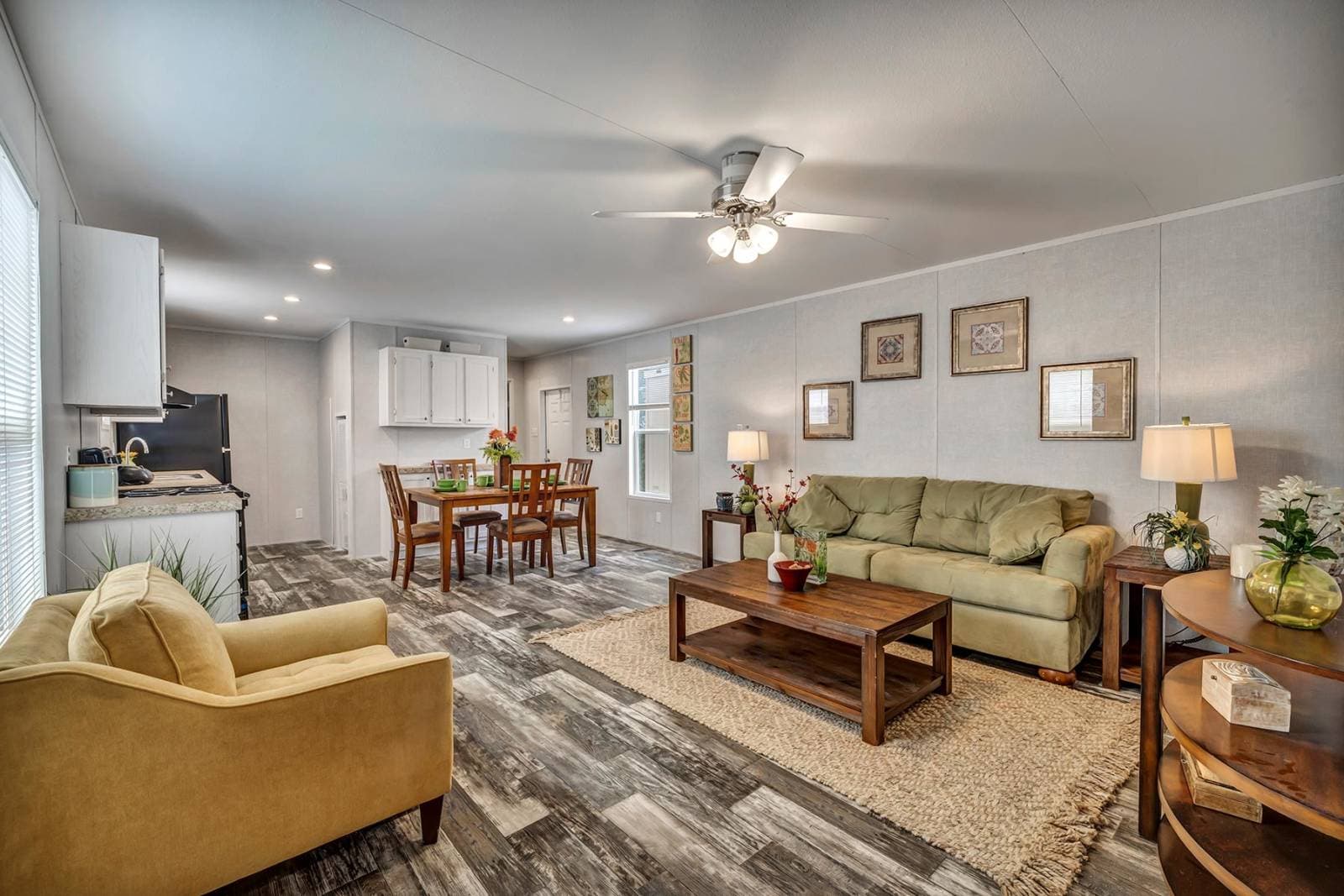 Redman 1656a interior and hero home features