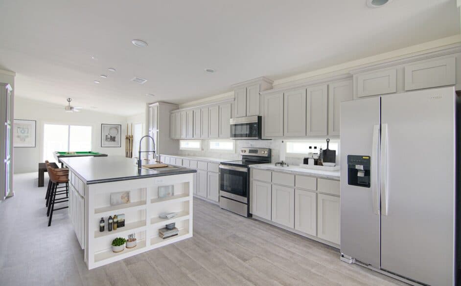 Vue s58-68m kitchen home features