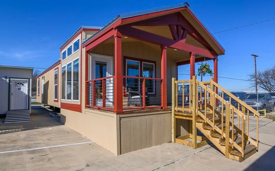 Heron j54ep8 hero, elevation, and exterior home features