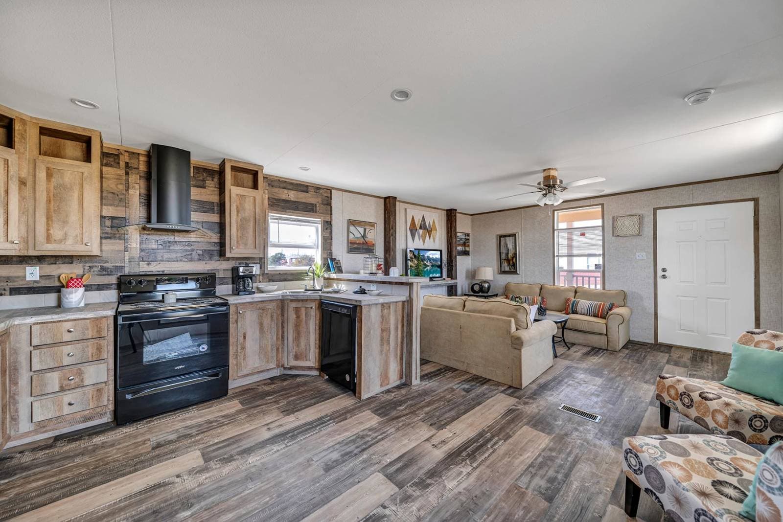 Cs1650a kitchen home features