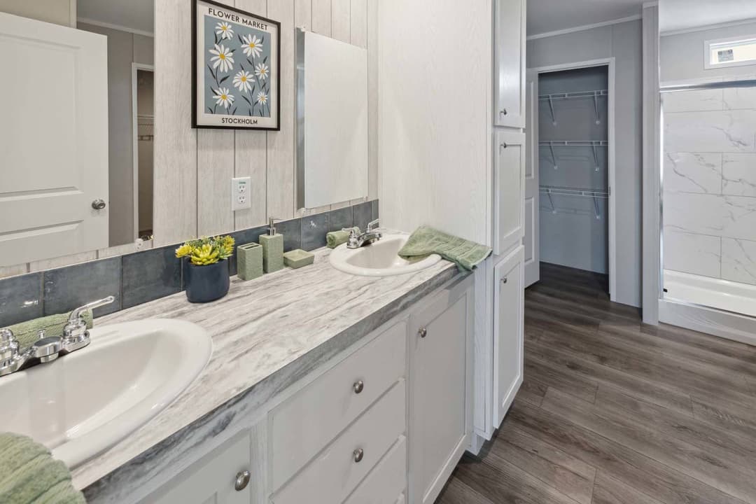 Nm3276a bathroom home features