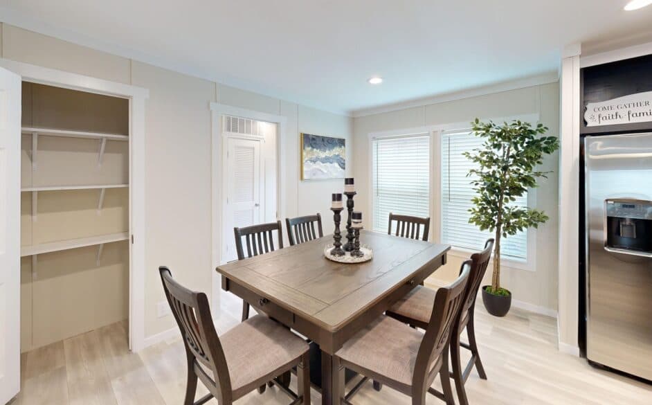 Hacienda p60s interior home features