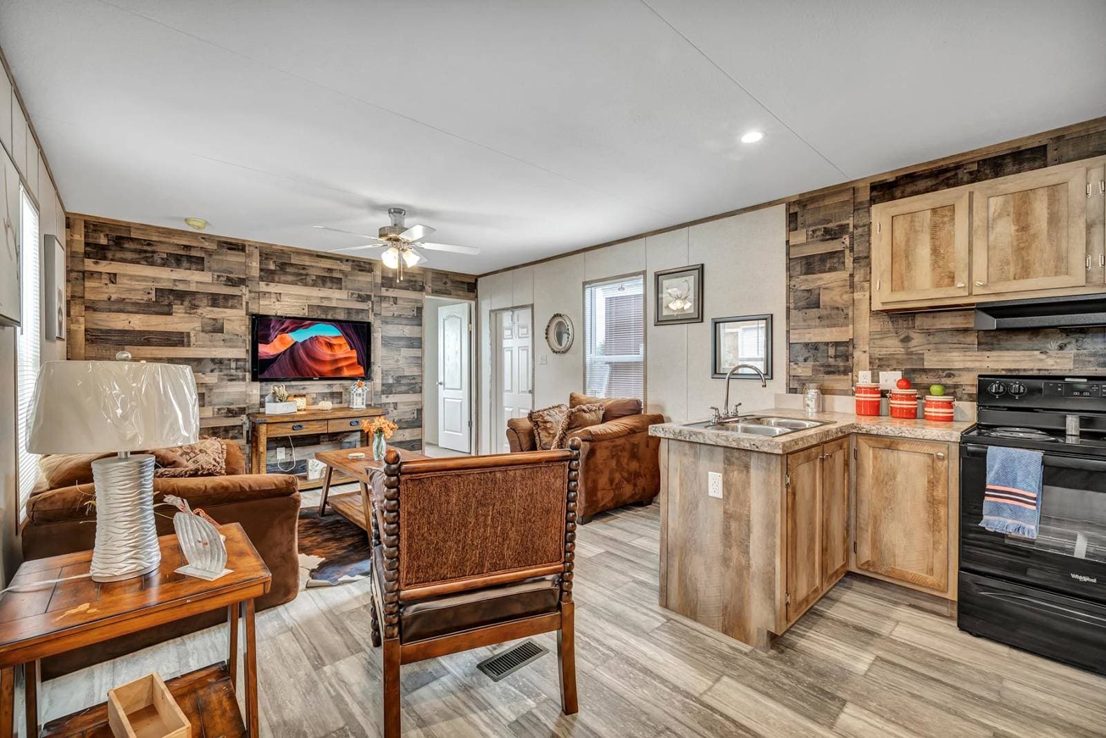 Rm1456a kitchen home features