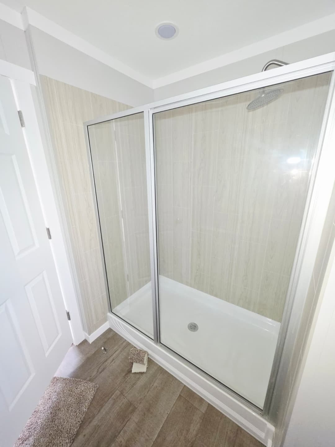Scorpio 9469 interior home features
