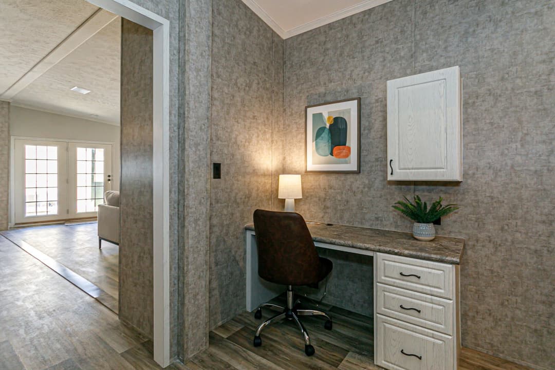 Classic c-3264-32bp interior home features