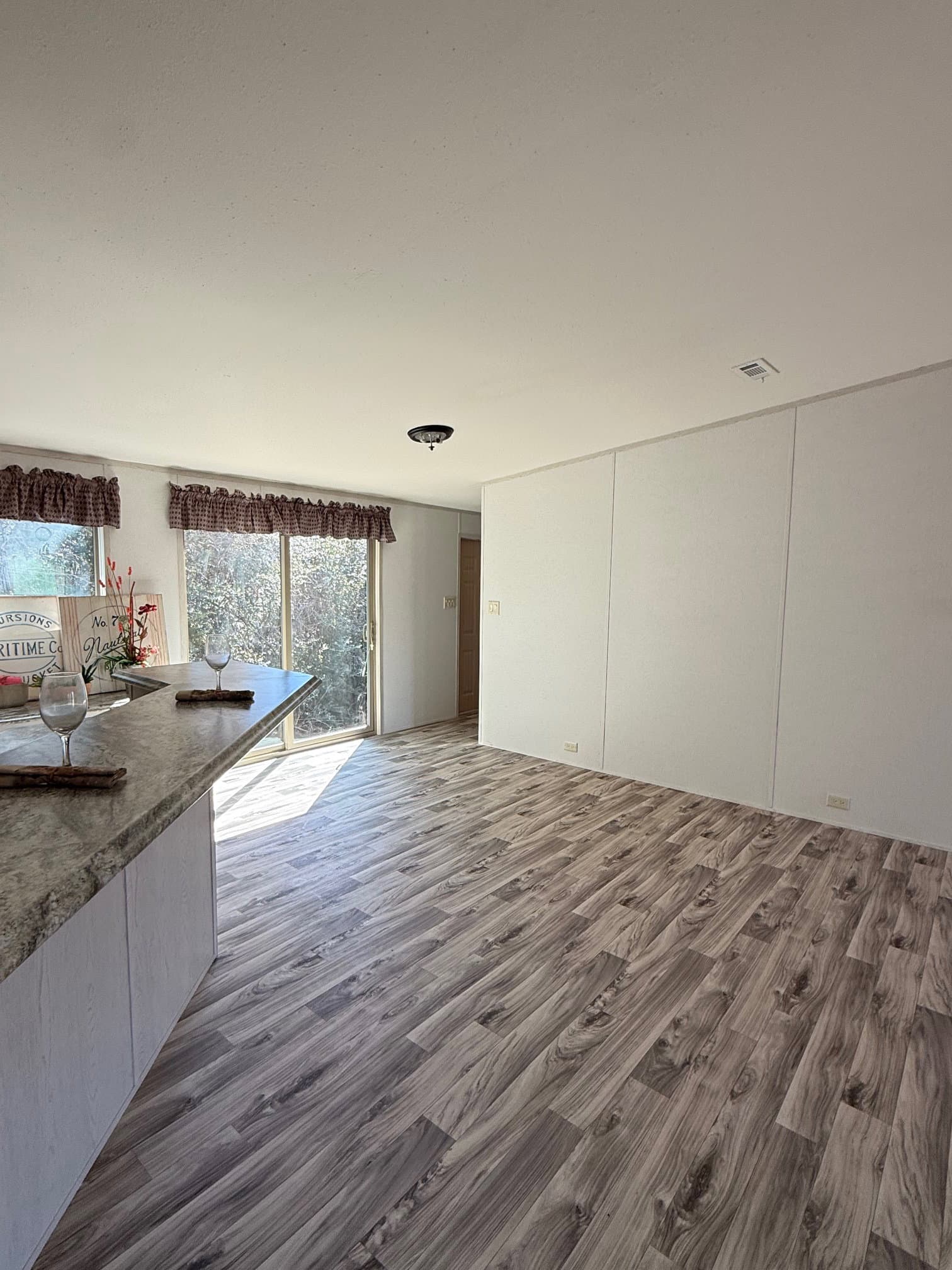 Legacy doublewide 32x56 (builder financed homes)  home features