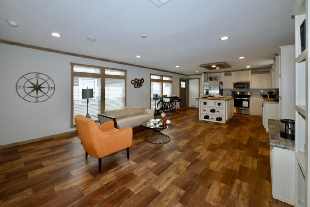 Isabel 9676 interior home features