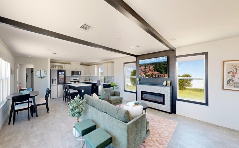 Tiffany j76k interior home features