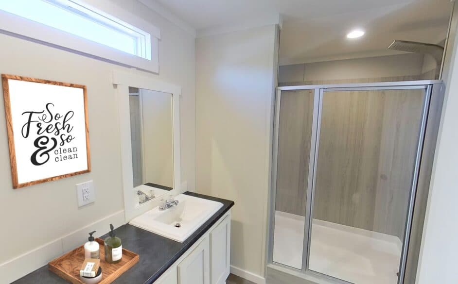 Horseshoe hill h76p bathroom home features