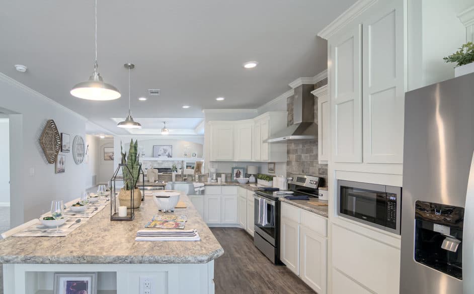 Boerne 5067 kitchen home features