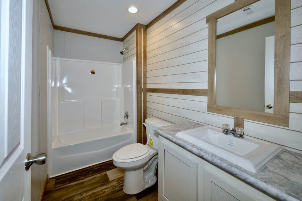Mariana 9776 bathroom home features