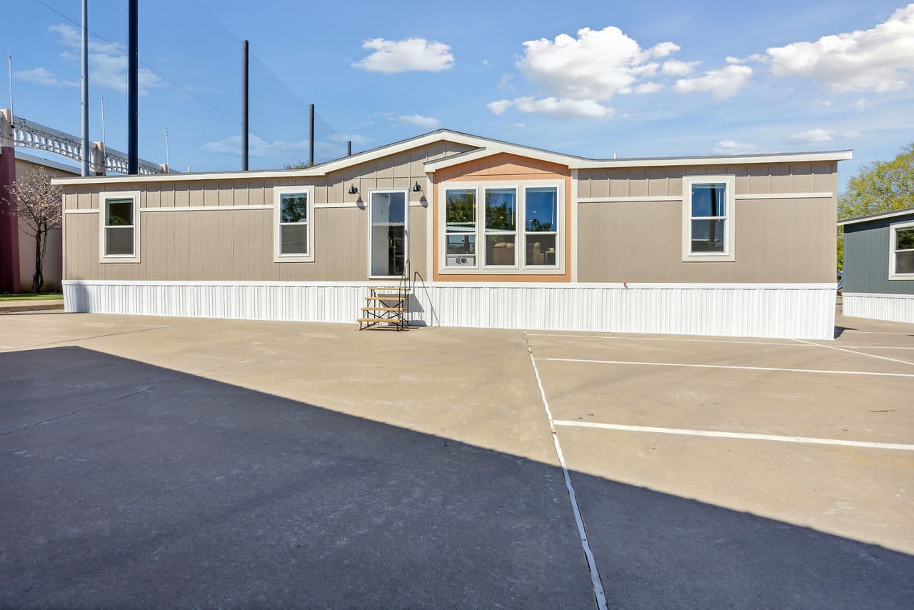 Nm3260a hero, elevation, and exterior home features