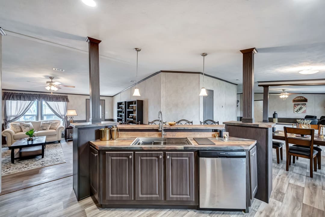 Classic c-3280-42.5b kitchen home features