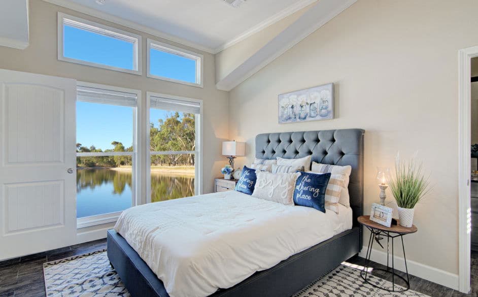 Eagle j56fp8 bedroom home features