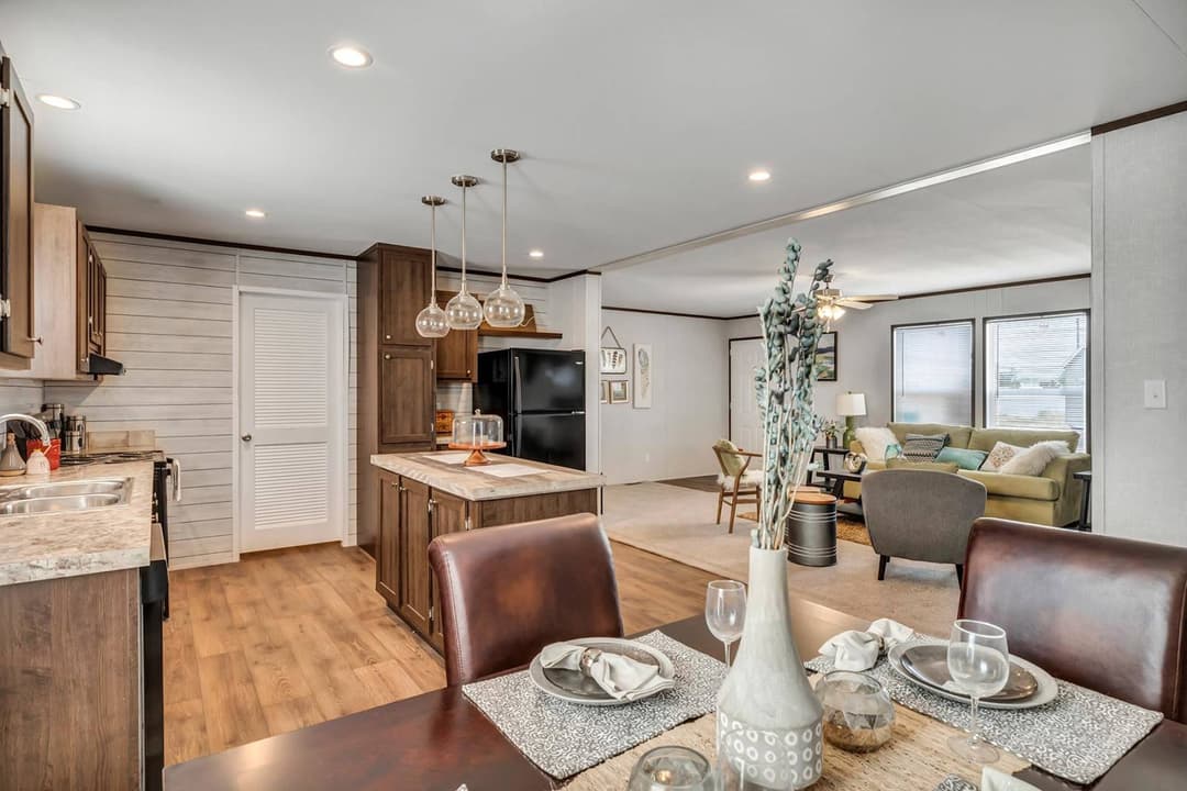 Rm2856b interior home features