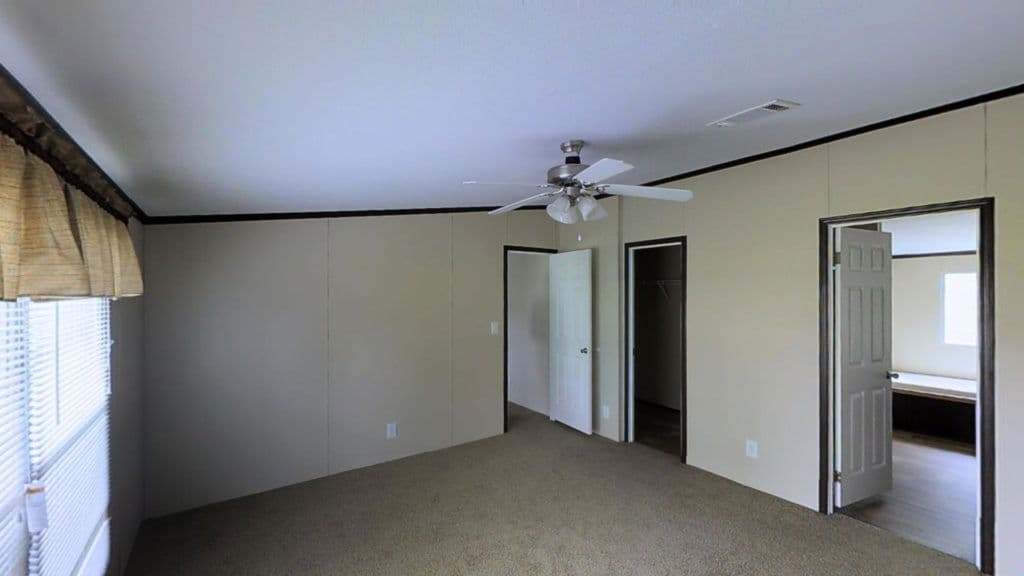 Fernández 2303 interior home features