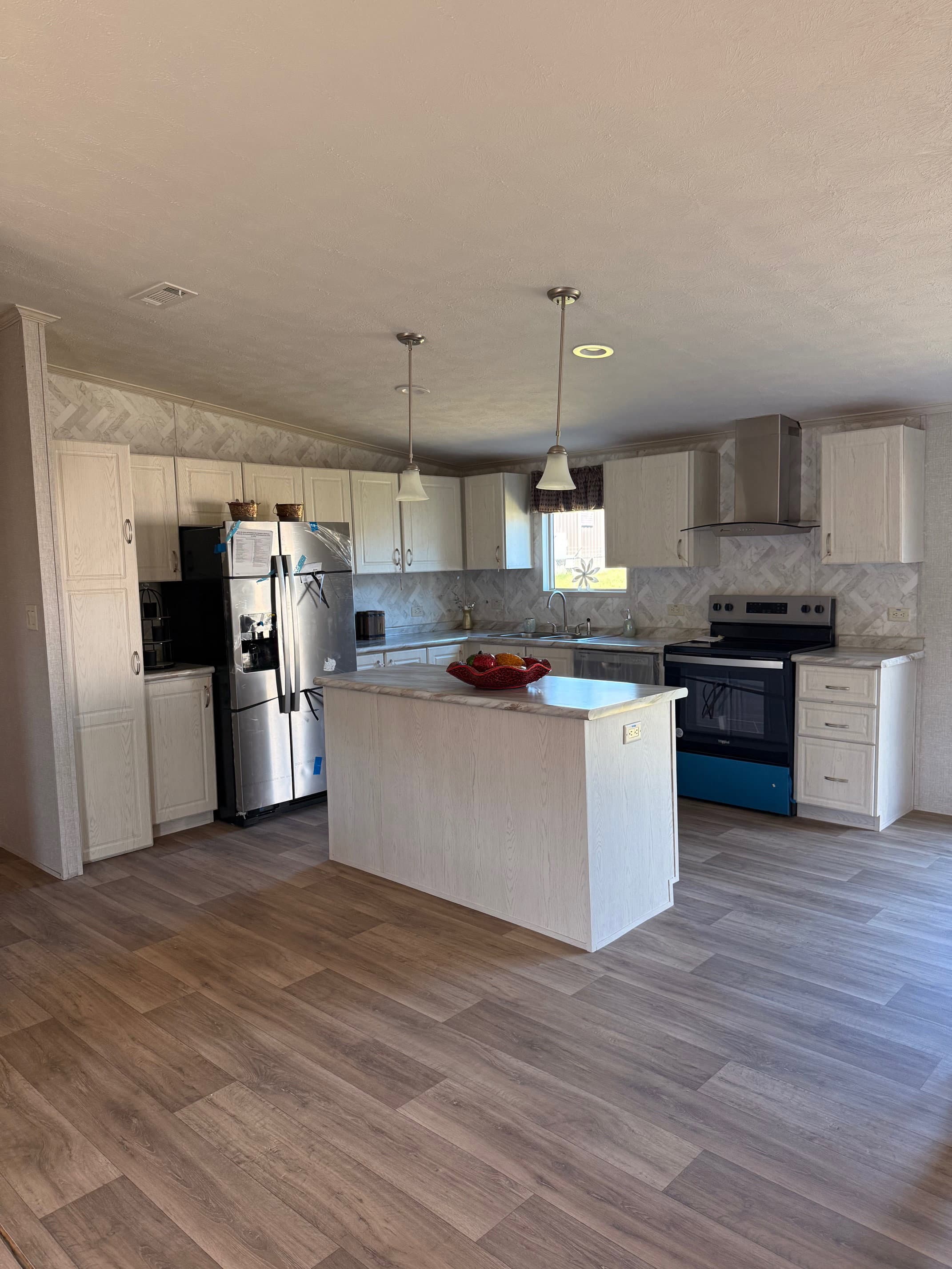 Legacy doublewide 32x56 (builder financed homes)  home features