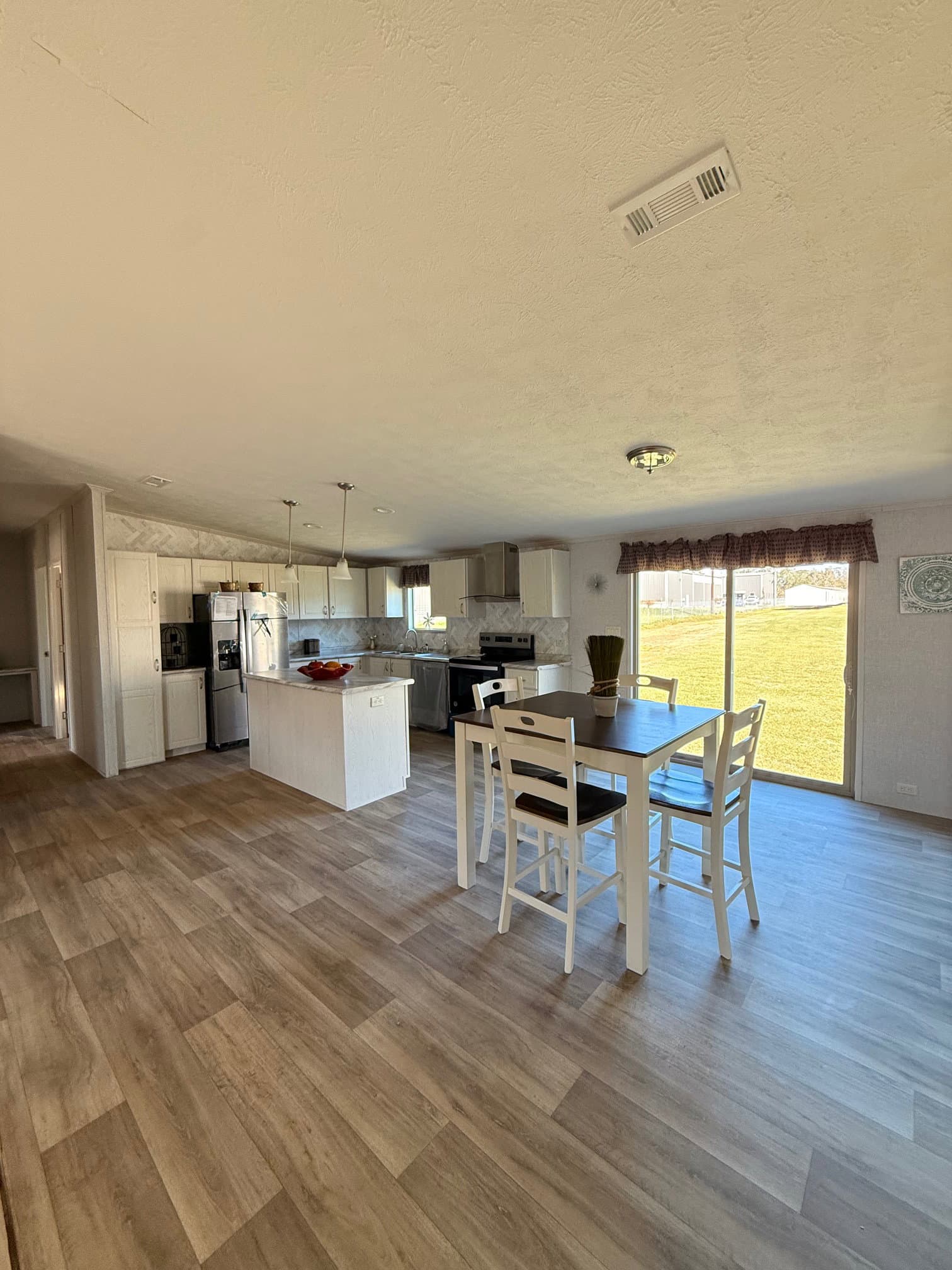 Legacy doublewide 32x56 (builder financed homes)  home features