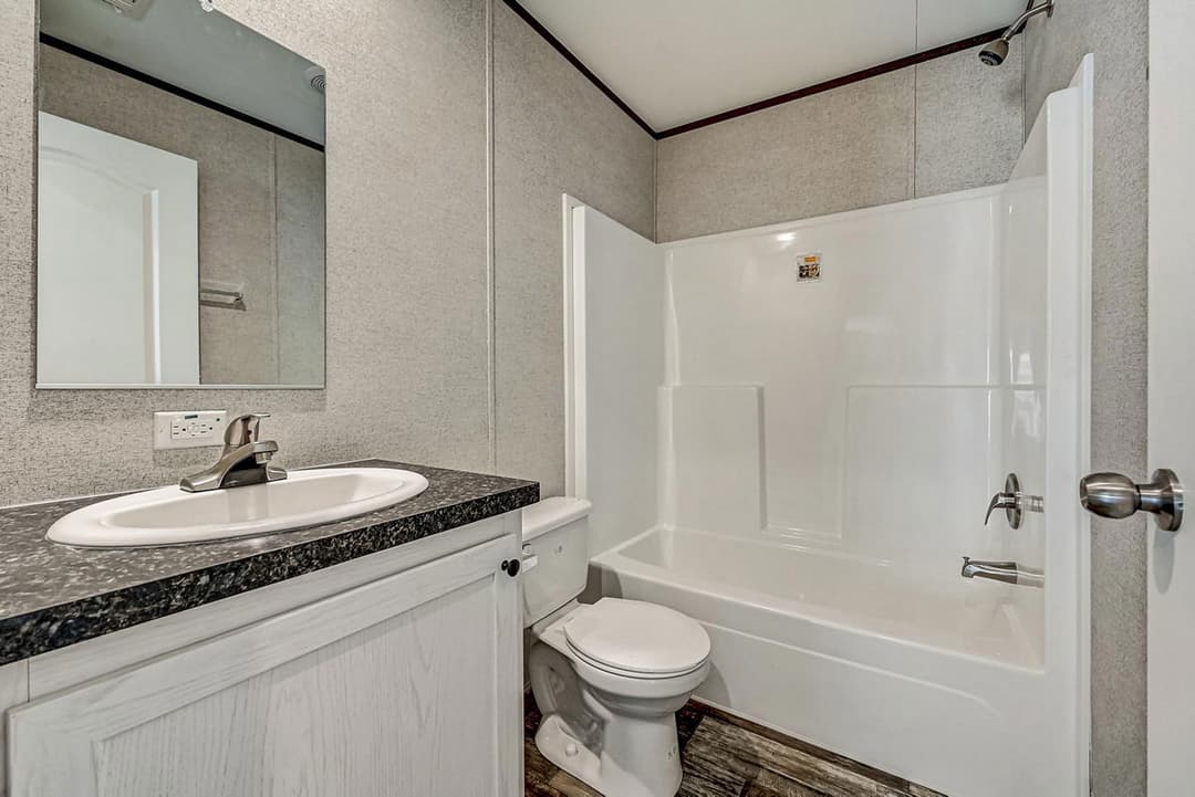 Prime 2856h32p01 bathroom home features