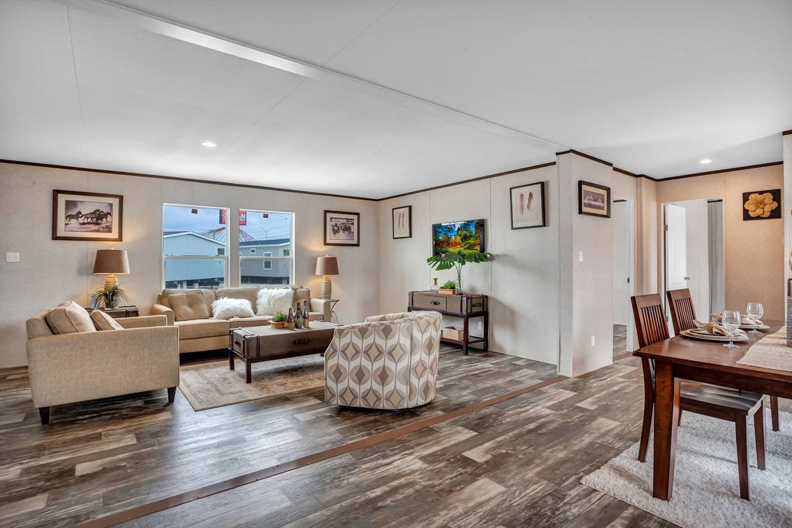 Rm2848a interior home features